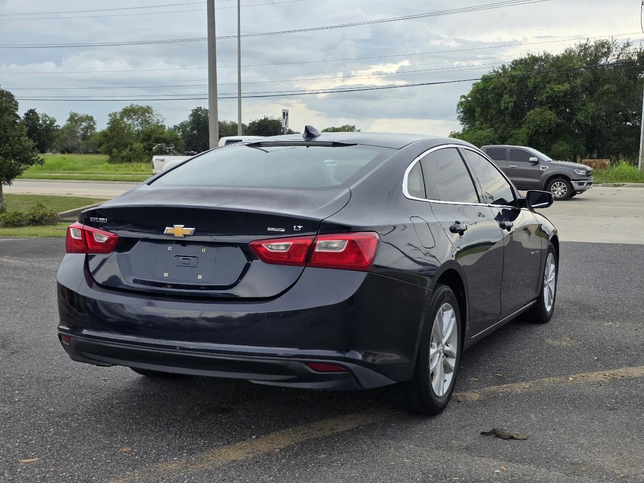 Chevrolet Malibu photo 8