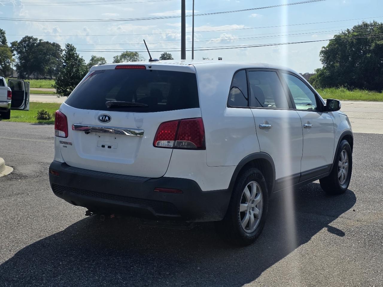 Kia Sorento 2WD 4dr I4 LX 2013