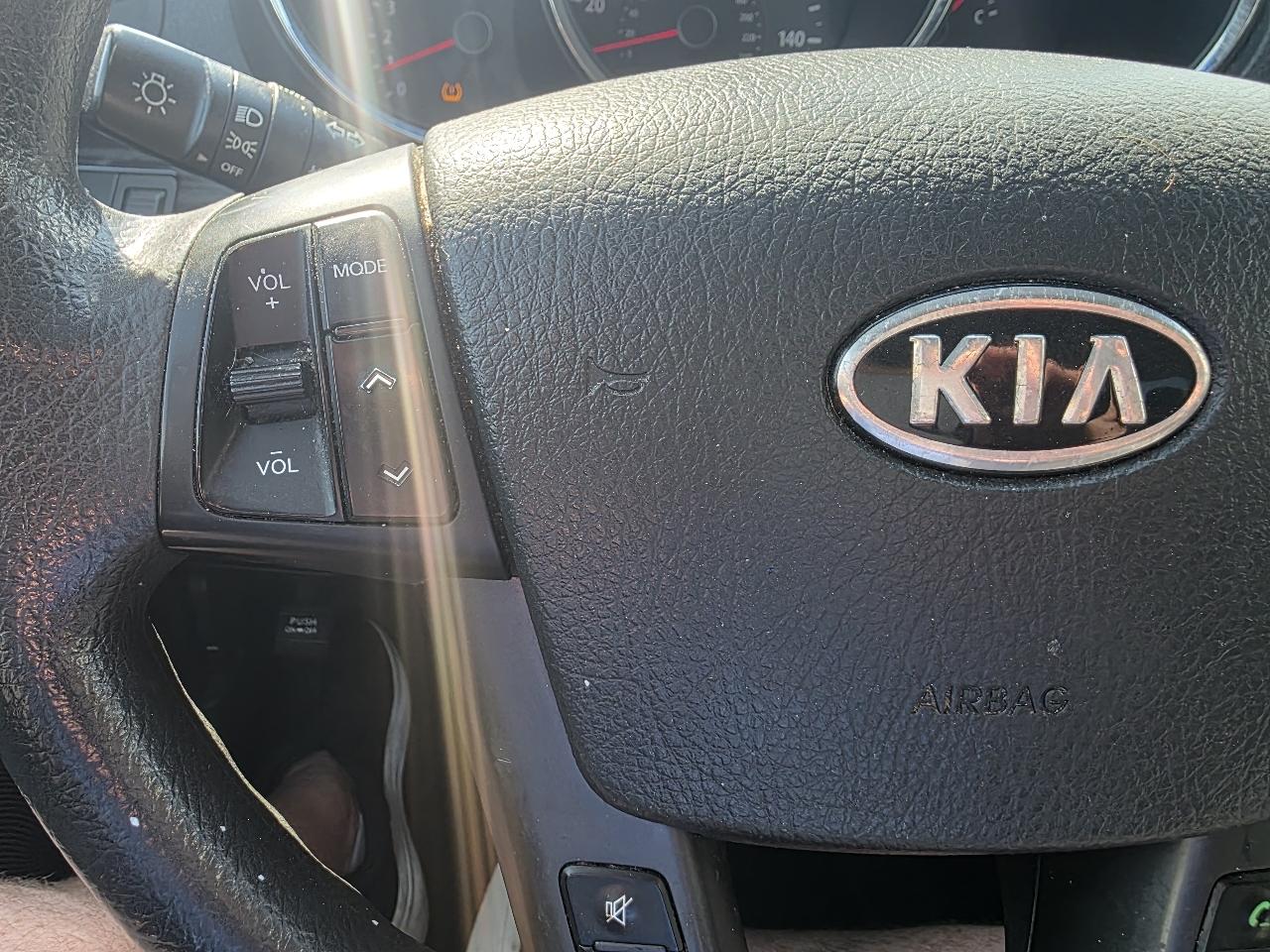 Kia Sorento 2WD 4dr I4 LX 2013