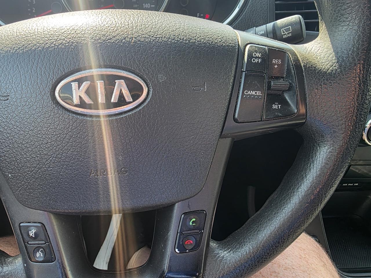 Kia Sorento 2WD 4dr I4 LX 2013