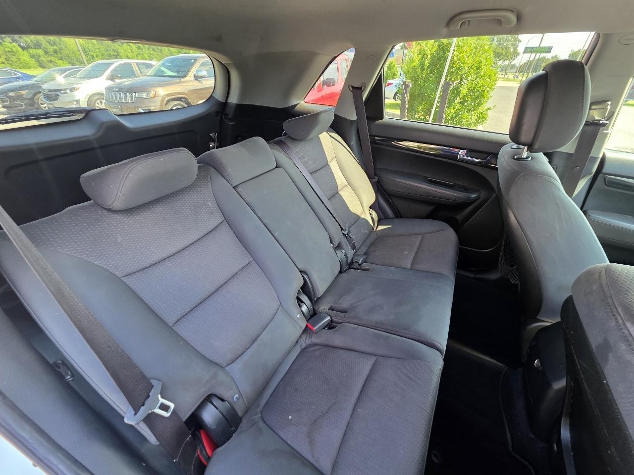 Kia Sorento 2WD 4dr I4 LX 2013