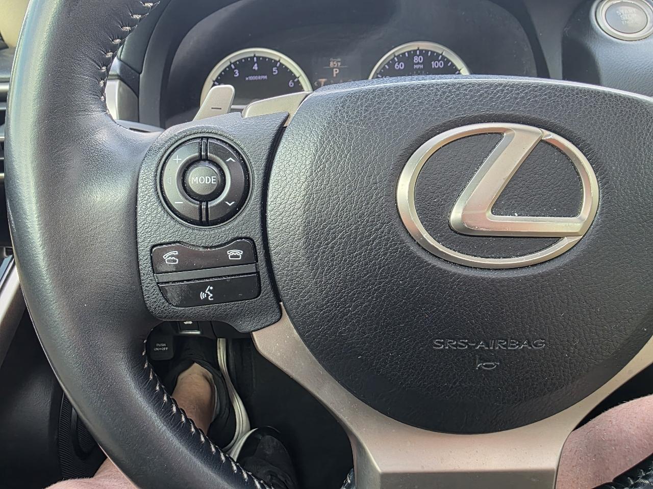 Lexus IS 250 4dr Sport Sdn RWD 2015