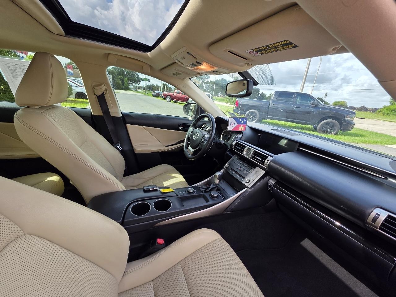 Lexus IS 250 4dr Sport Sdn RWD 2015