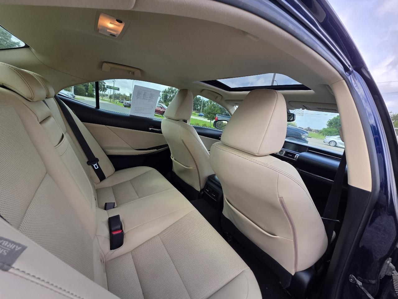 Lexus IS 250 4dr Sport Sdn RWD 2015