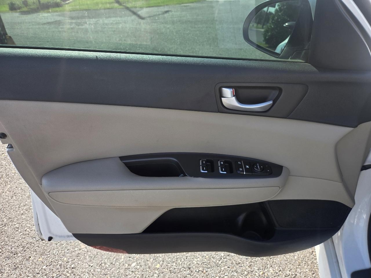 Kia Optima photo 21