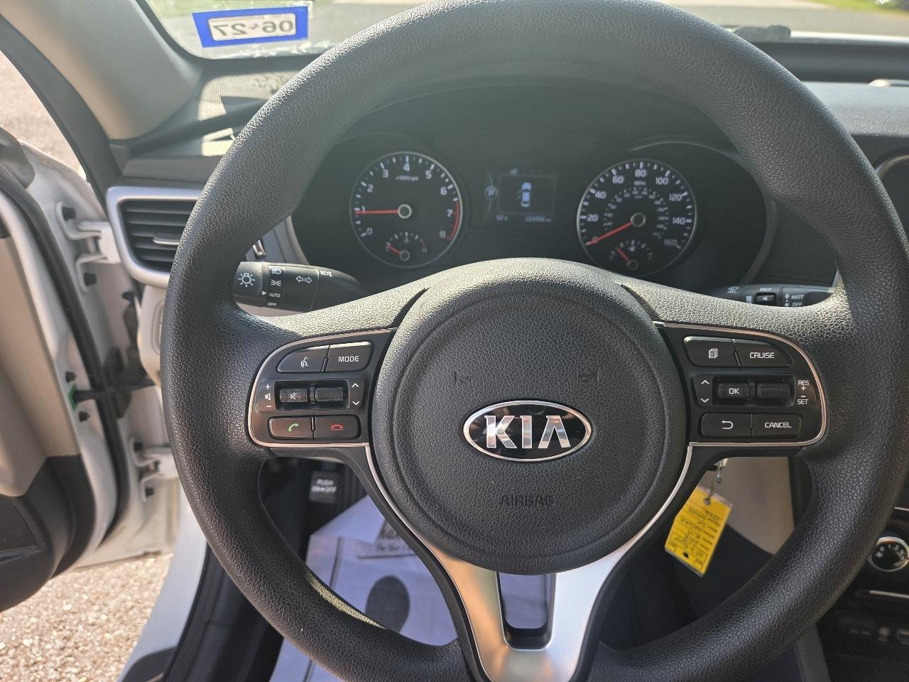 Kia Optima photo 25
