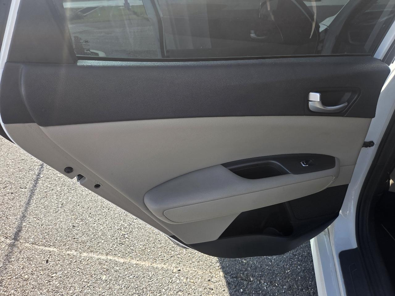 Kia Optima photo 31