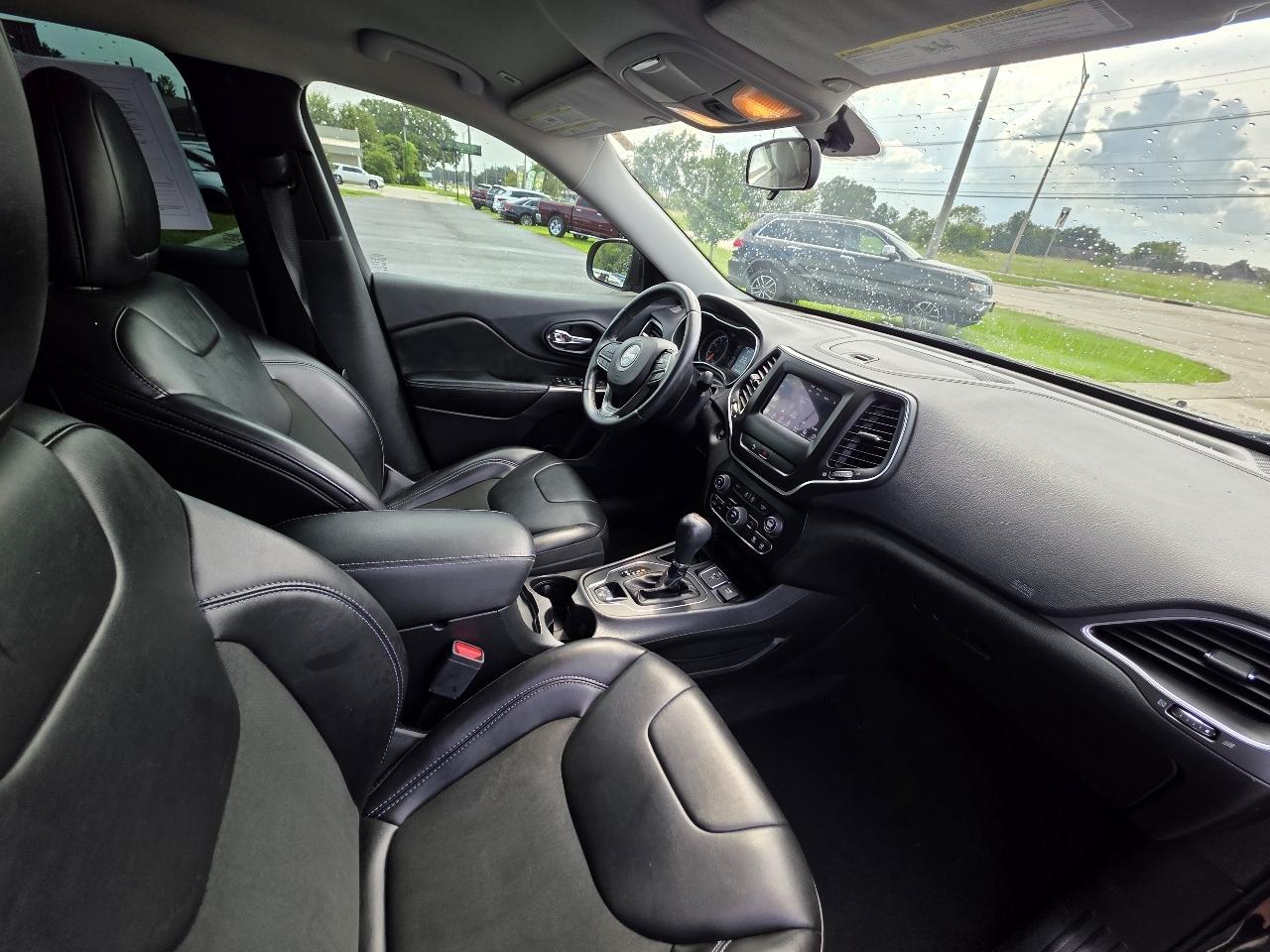 Jeep Cherokee Latitude Plus FWD 2019