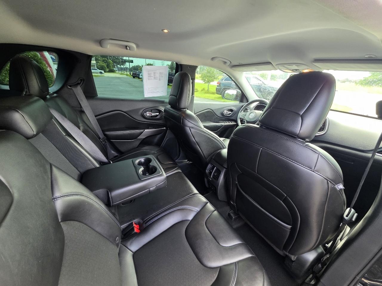 Jeep Cherokee Latitude Plus FWD 2019