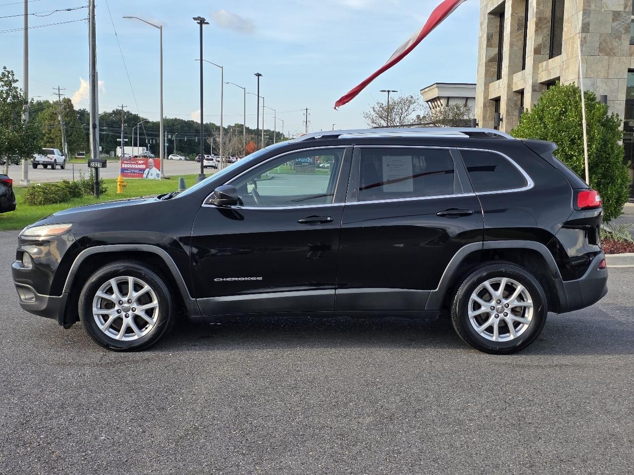 Jeep Cherokee Latitude FWD 2017