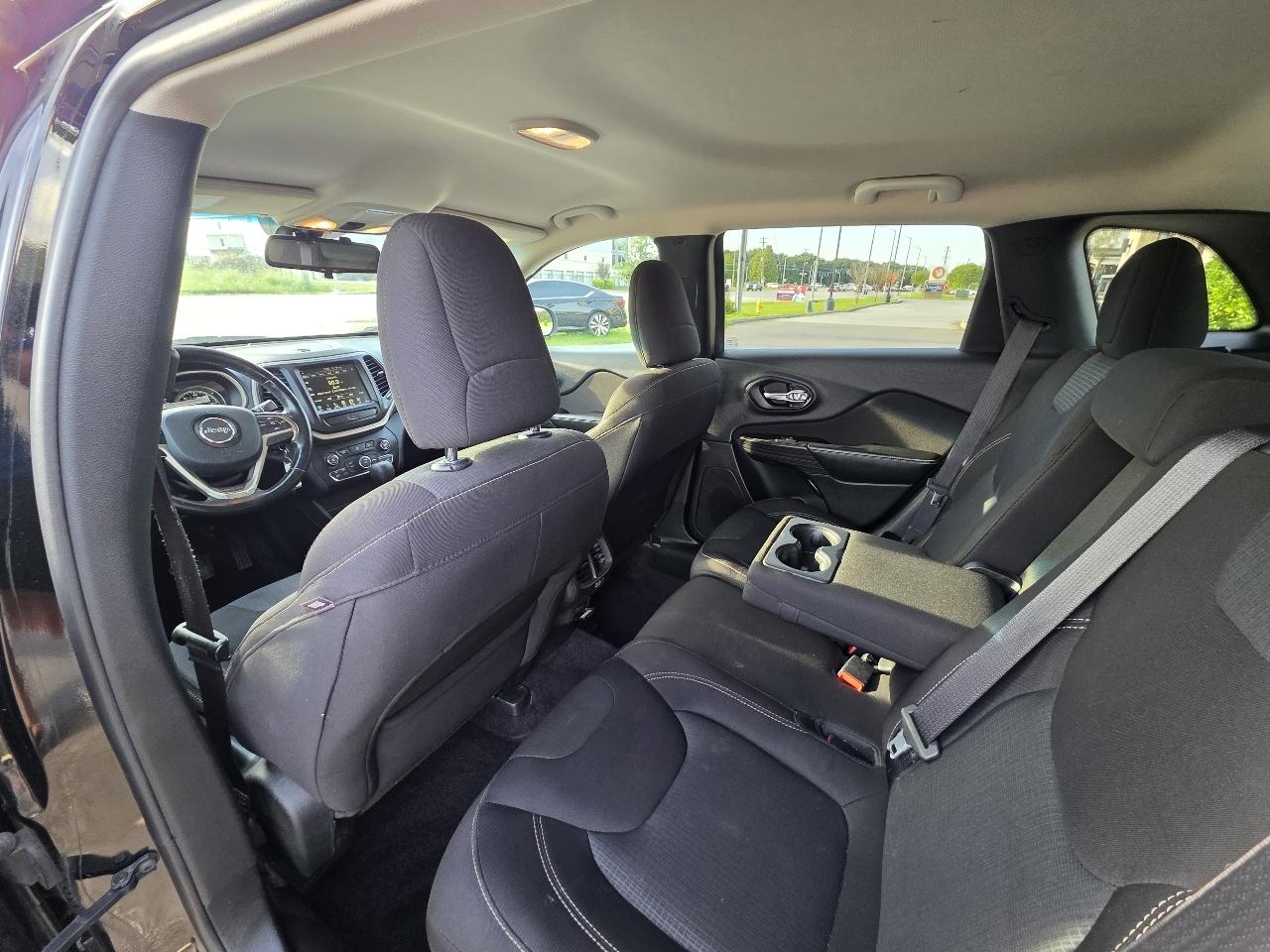 Jeep Cherokee Latitude FWD 2017