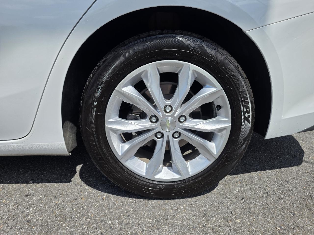 Chevrolet Malibu 4dr Sdn LT 2020