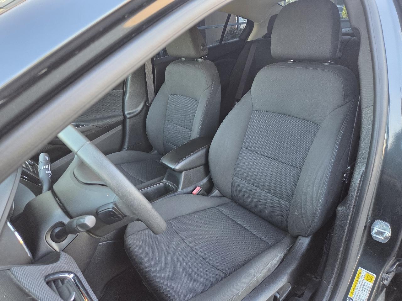 Chevrolet Cruze 4dr Sdn 1.4L LT w/1SD 2017