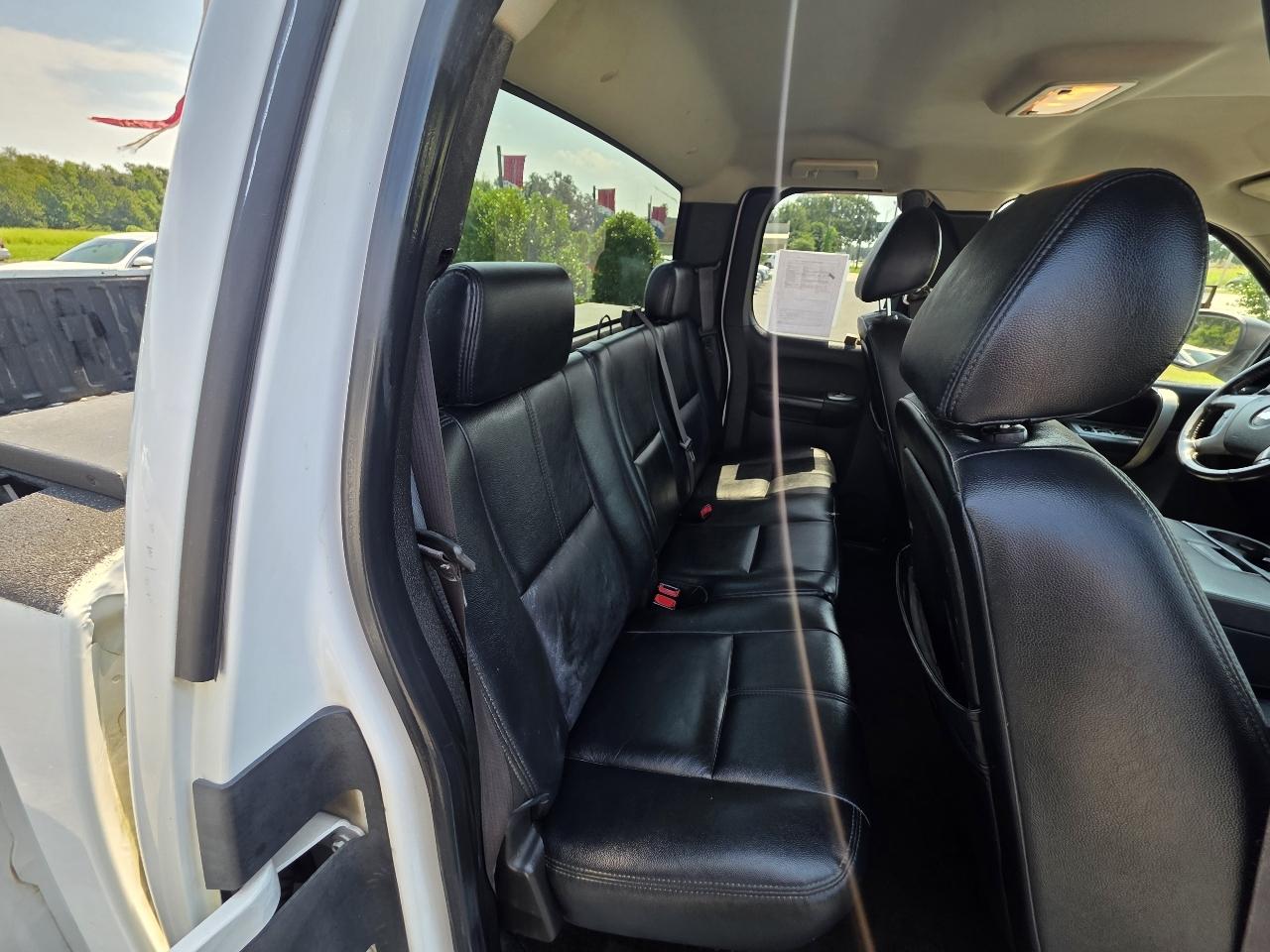 Chevrolet Silverado 1500 2WD Ext Cab 157.5" LT 2009