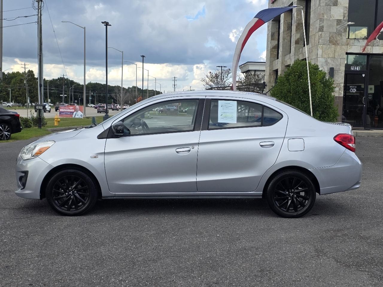 Mitsubishi Mirage G4 SE CVT 2020