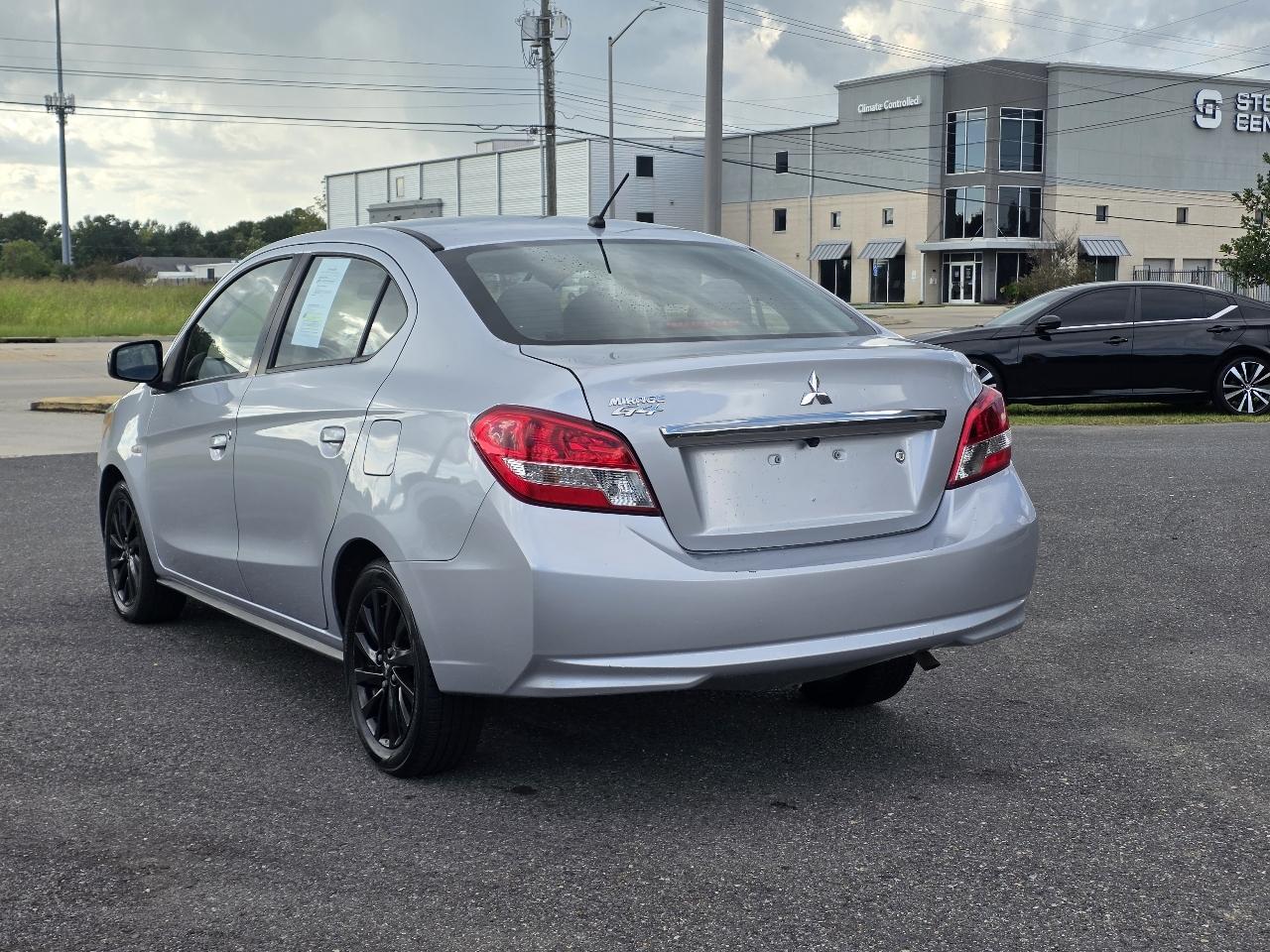 Mitsubishi Mirage G4 SE CVT 2020