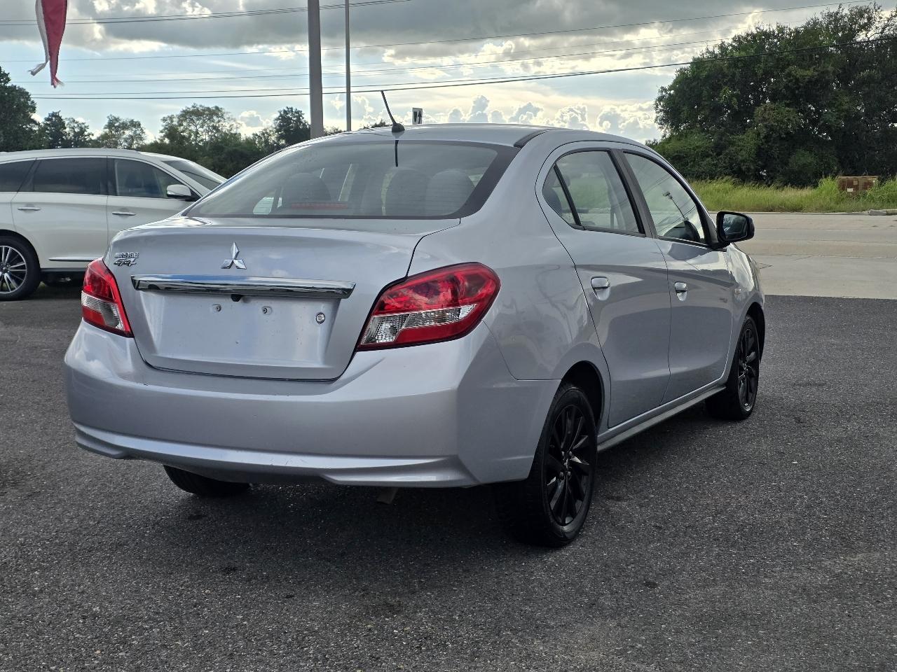 Mitsubishi Mirage G4 SE CVT 2020