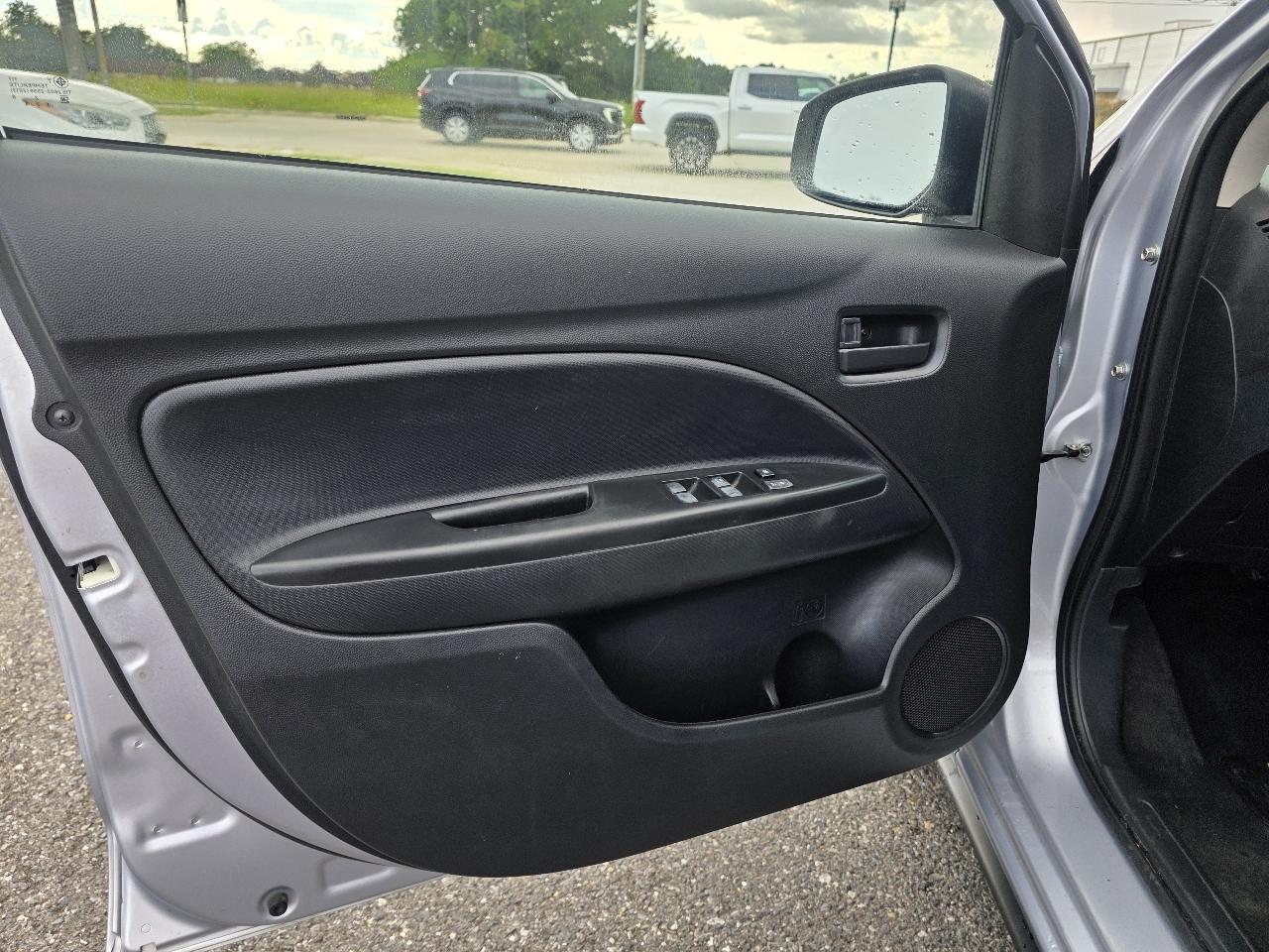 Mitsubishi Mirage G4 SE CVT 2020
