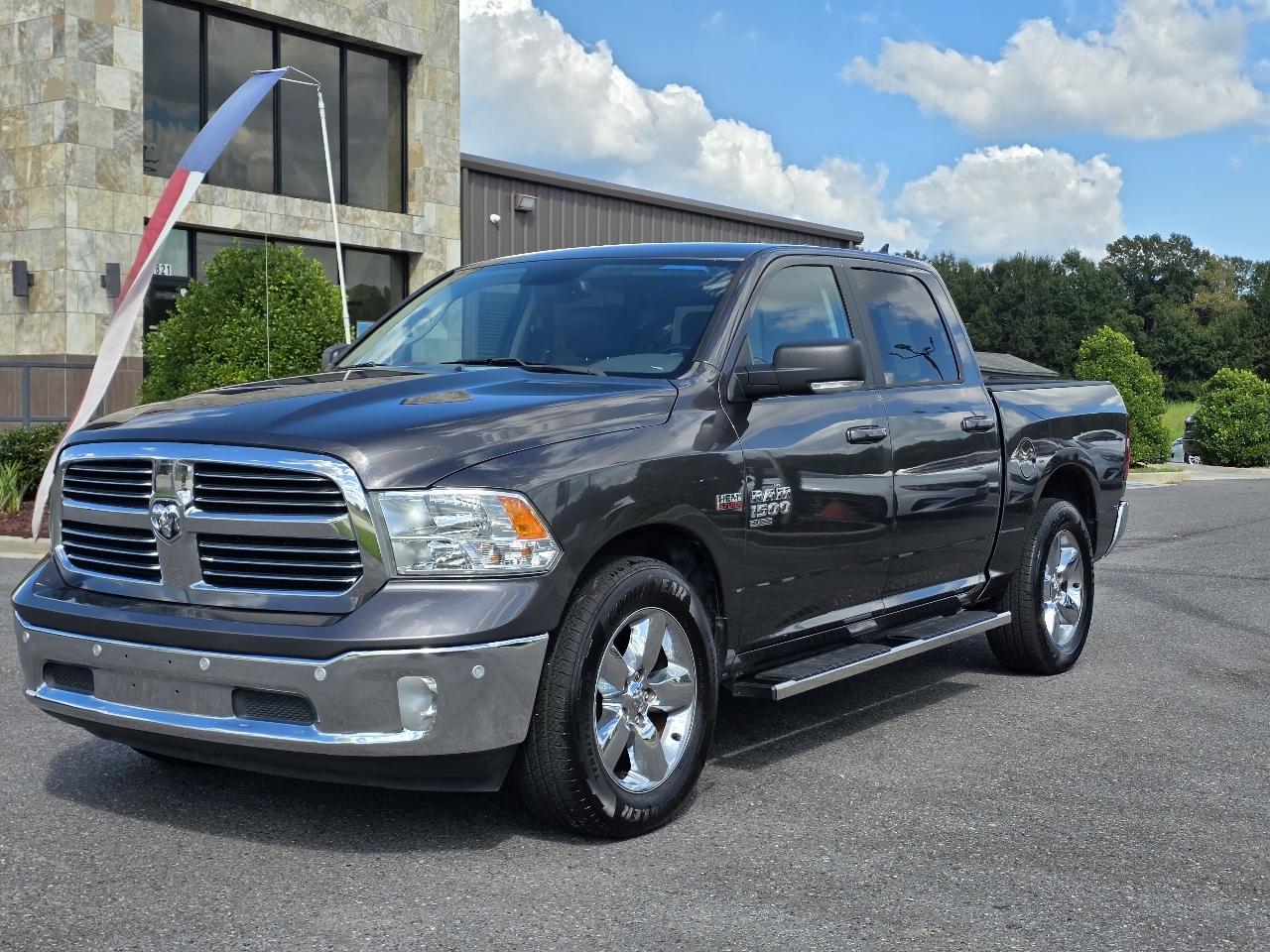 RAM 1500 Classic Big Horn 4x2 Crew Cab 5'7" Box 2019