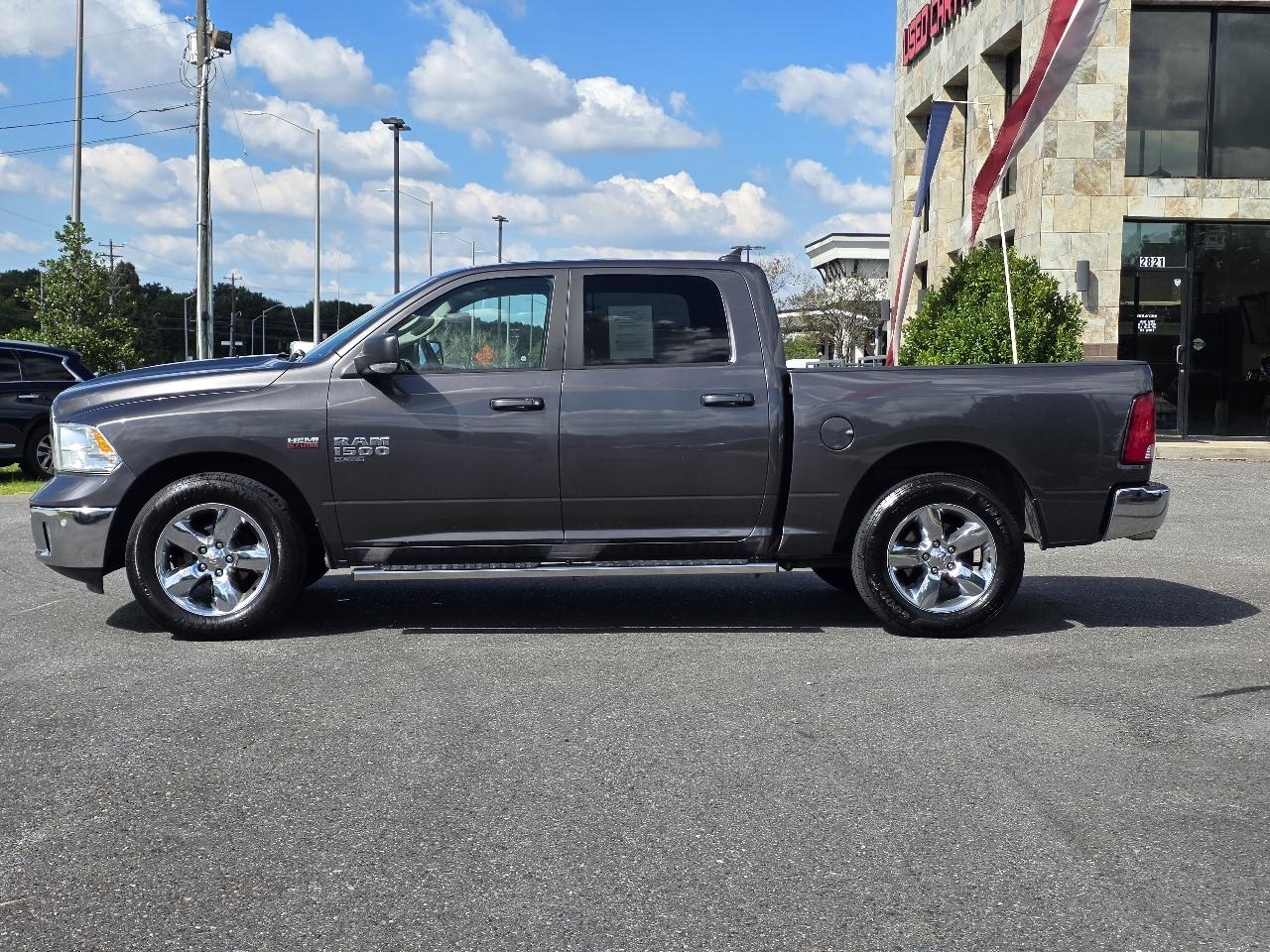 RAM 1500 Classic Big Horn 4x2 Crew Cab 5'7" Box 2019