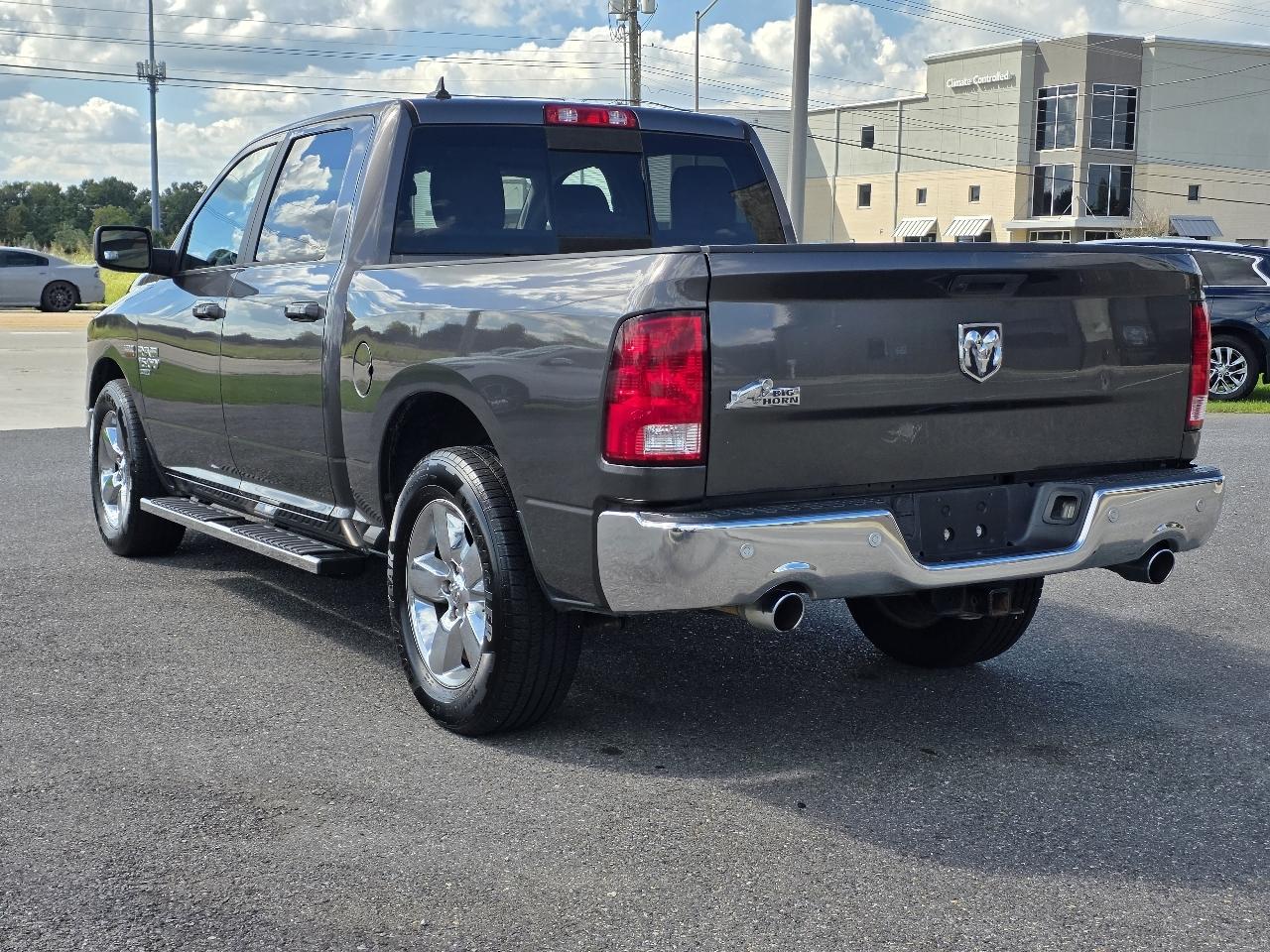 RAM 1500 Classic Big Horn 4x2 Crew Cab 5'7" Box 2019
