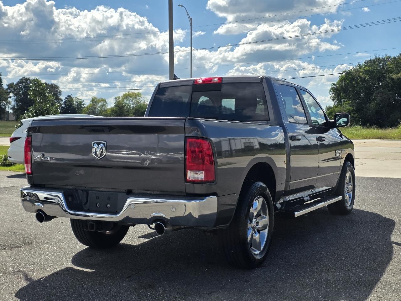 RAM 1500 Classic Big Horn 4x2 Crew Cab 5'7" Box 2019