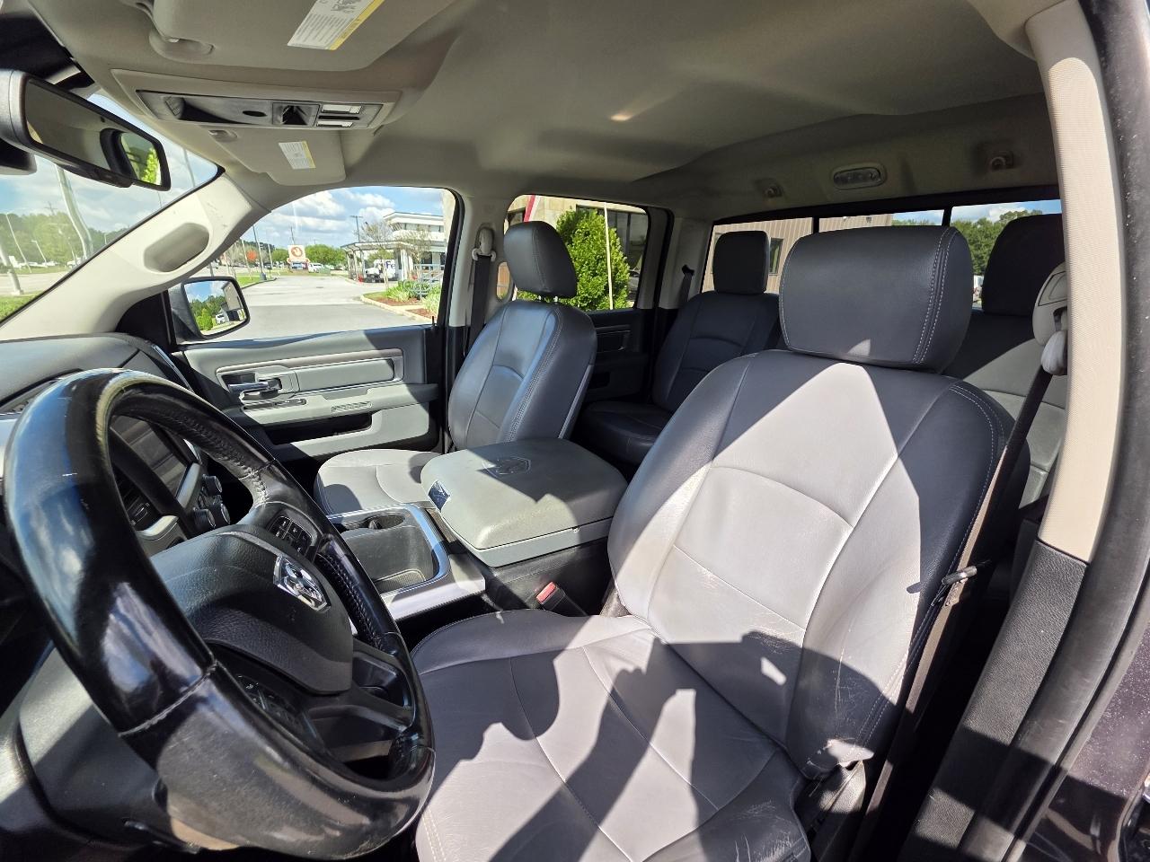 RAM 1500 Classic Big Horn 4x2 Crew Cab 5'7" Box 2019