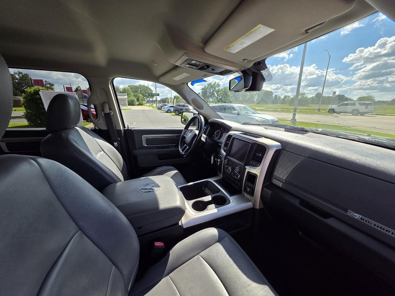 RAM 1500 Classic Big Horn 4x2 Crew Cab 5'7" Box 2019