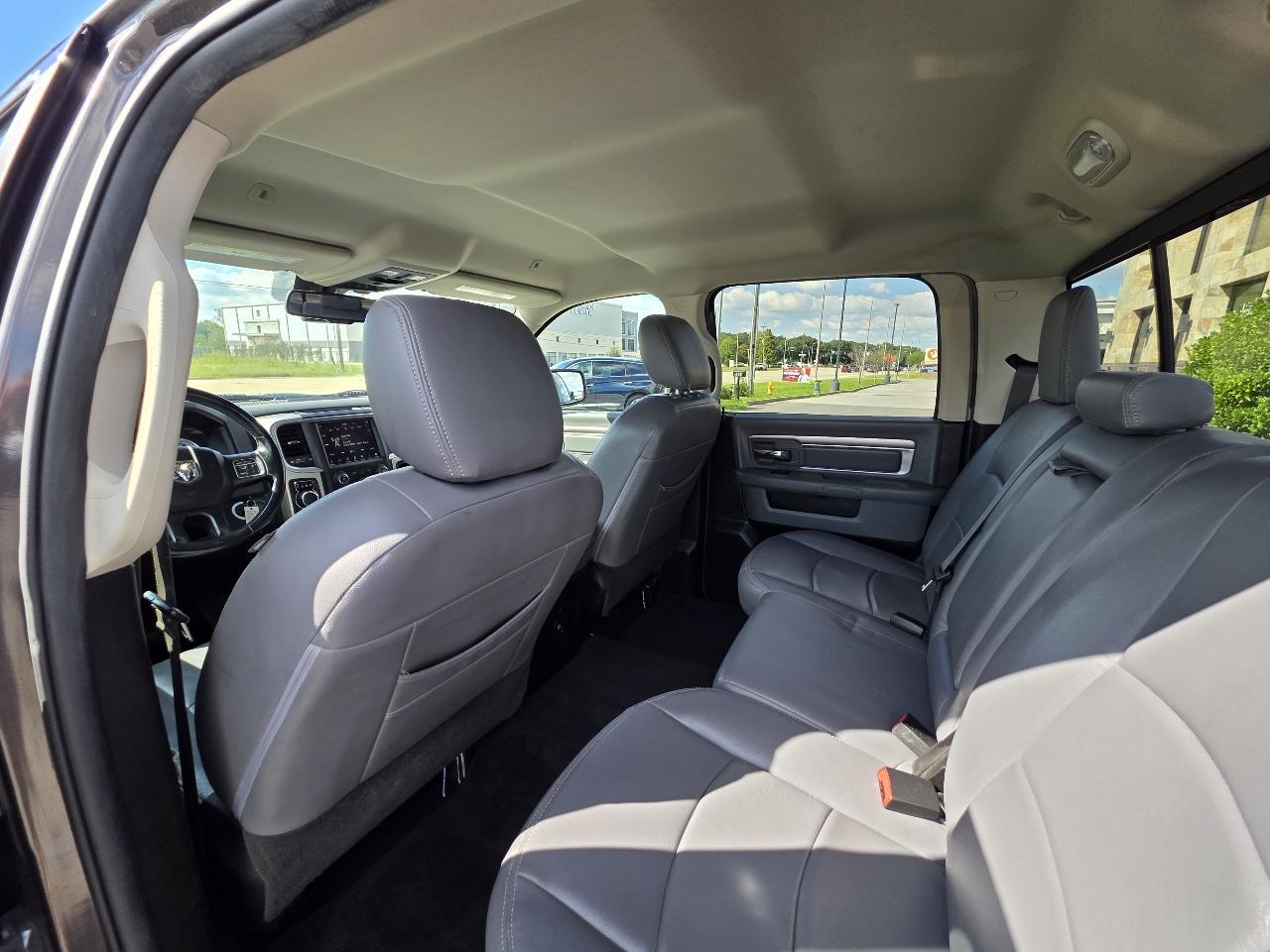 RAM 1500 Classic Big Horn 4x2 Crew Cab 5'7" Box 2019