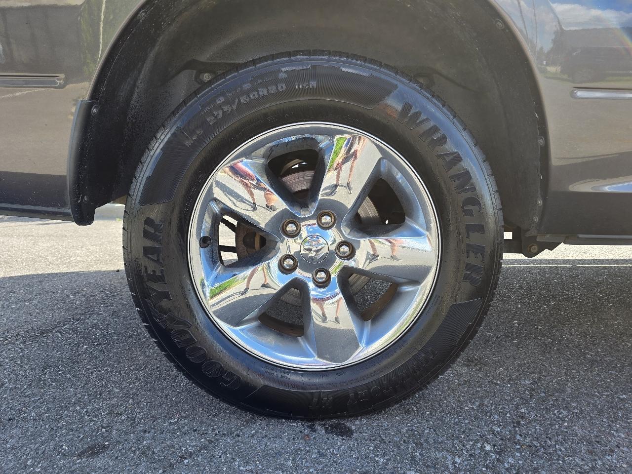 RAM 1500 Classic Big Horn 4x2 Crew Cab 5'7" Box 2019
