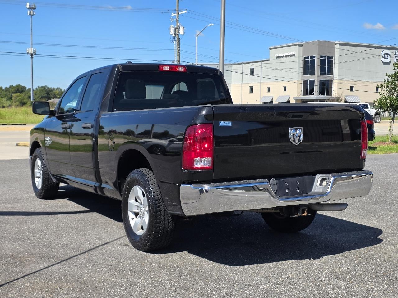 RAM 1500 Classic Tradesman 4x2 Quad Cab 6'4" Box 2019