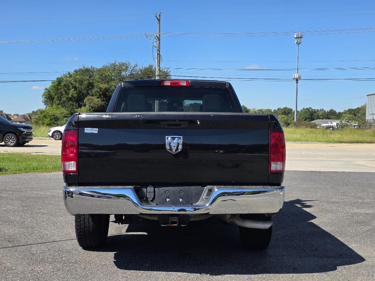 RAM 1500 Classic Tradesman 4x2 Quad Cab 6'4" Box 2019