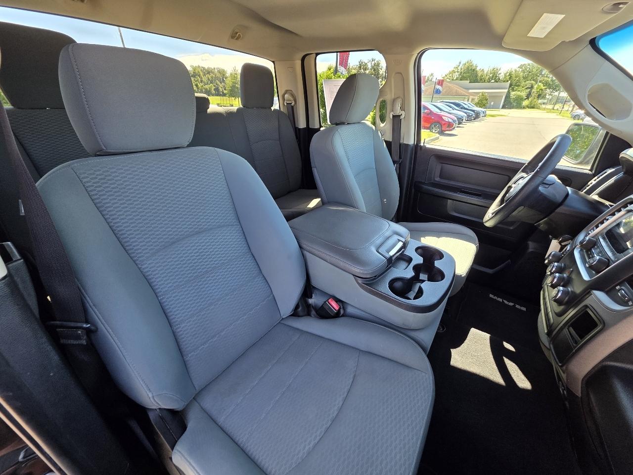 RAM 1500 Classic Tradesman 4x2 Quad Cab 6'4" Box 2019