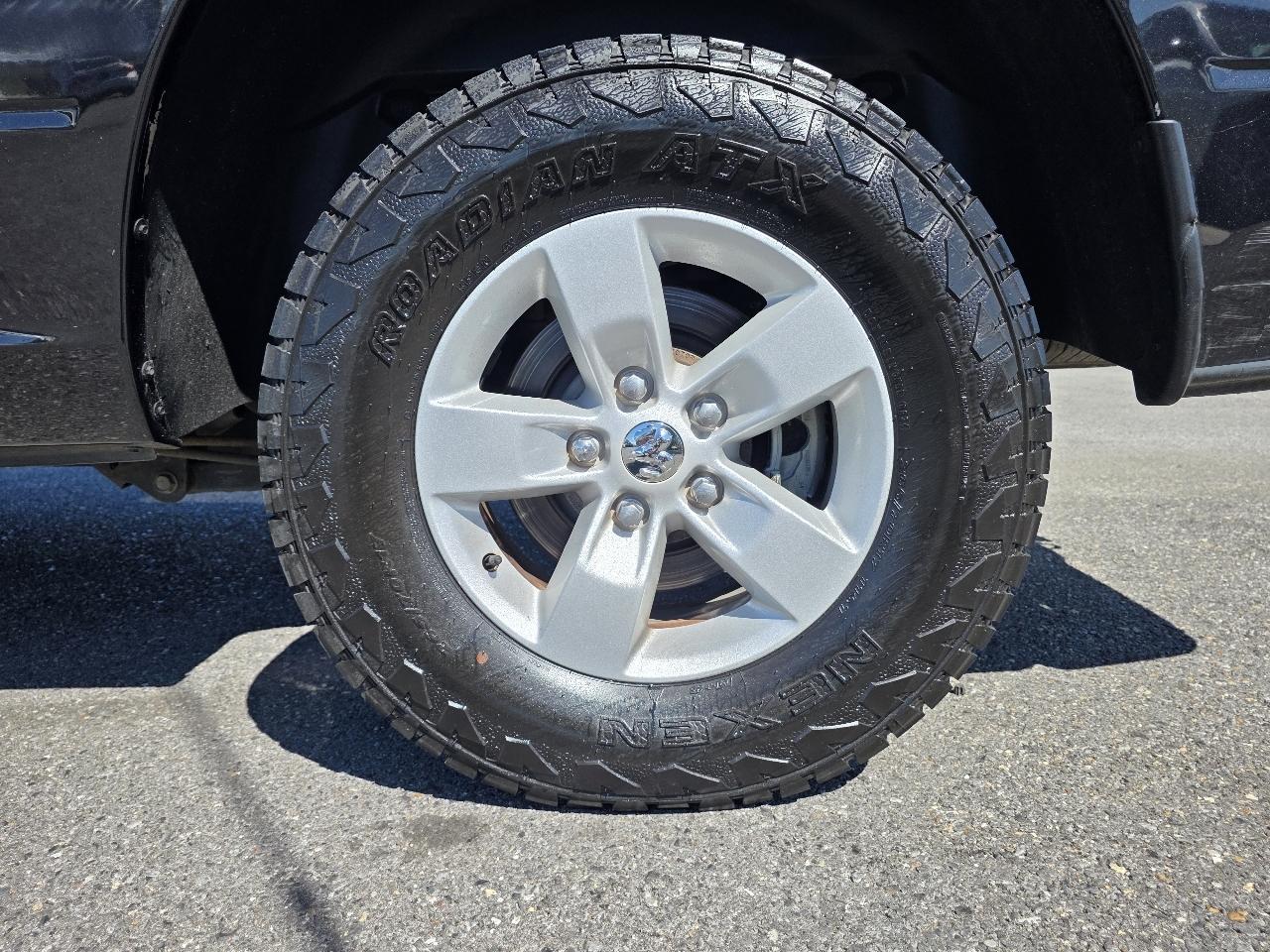 RAM 1500 Classic Tradesman 4x2 Quad Cab 6'4" Box 2019