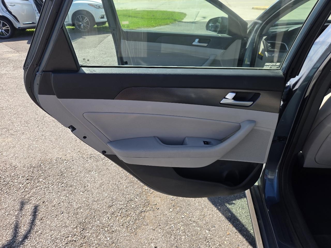 Hyundai Sonata 4dr Sdn 2.4L Sport 2016