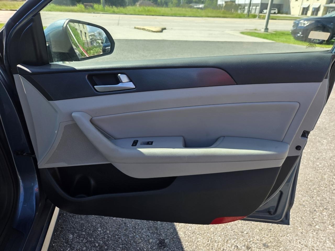 Hyundai Sonata 4dr Sdn 2.4L Sport 2016