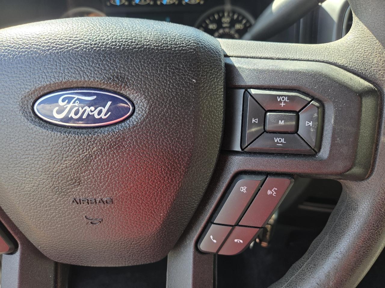 Ford F-150 XLT 2WD SuperCrew 5.5' Box 2017