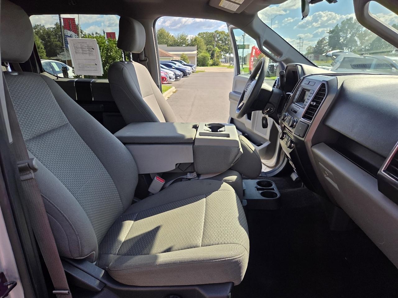 Ford F-150 XLT 2WD SuperCrew 5.5' Box 2017