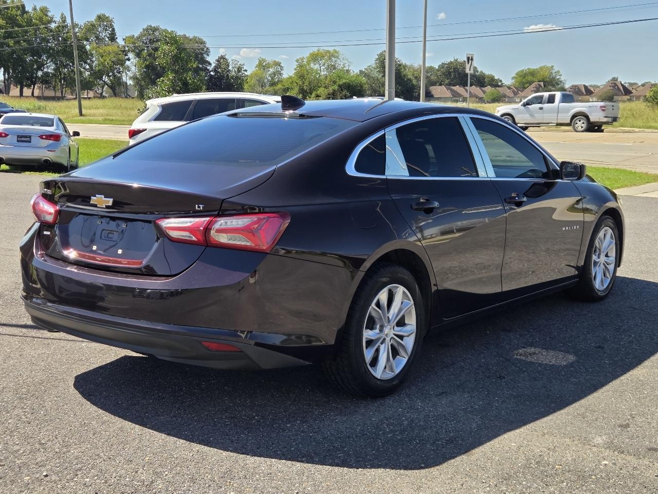 Chevrolet Malibu 4dr Sdn LT 2021