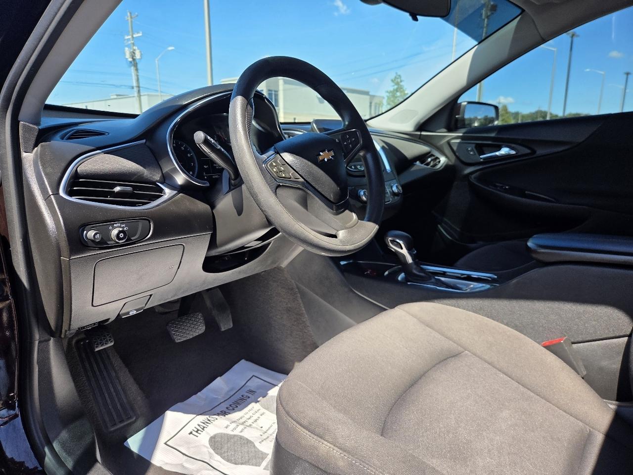 Chevrolet Malibu 4dr Sdn LT 2021
