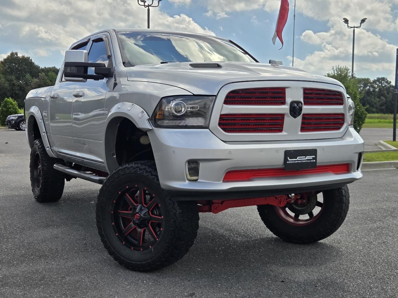 RAM 1500 2WD Crew Cab 140.5" Sport 2014