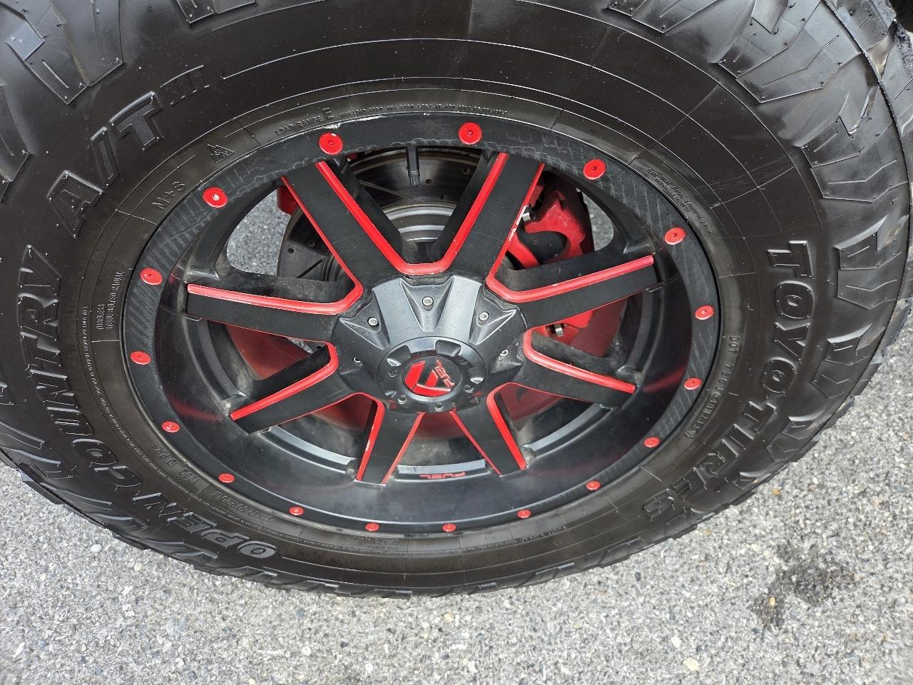 RAM 1500 2WD Crew Cab 140.5" Sport 2014