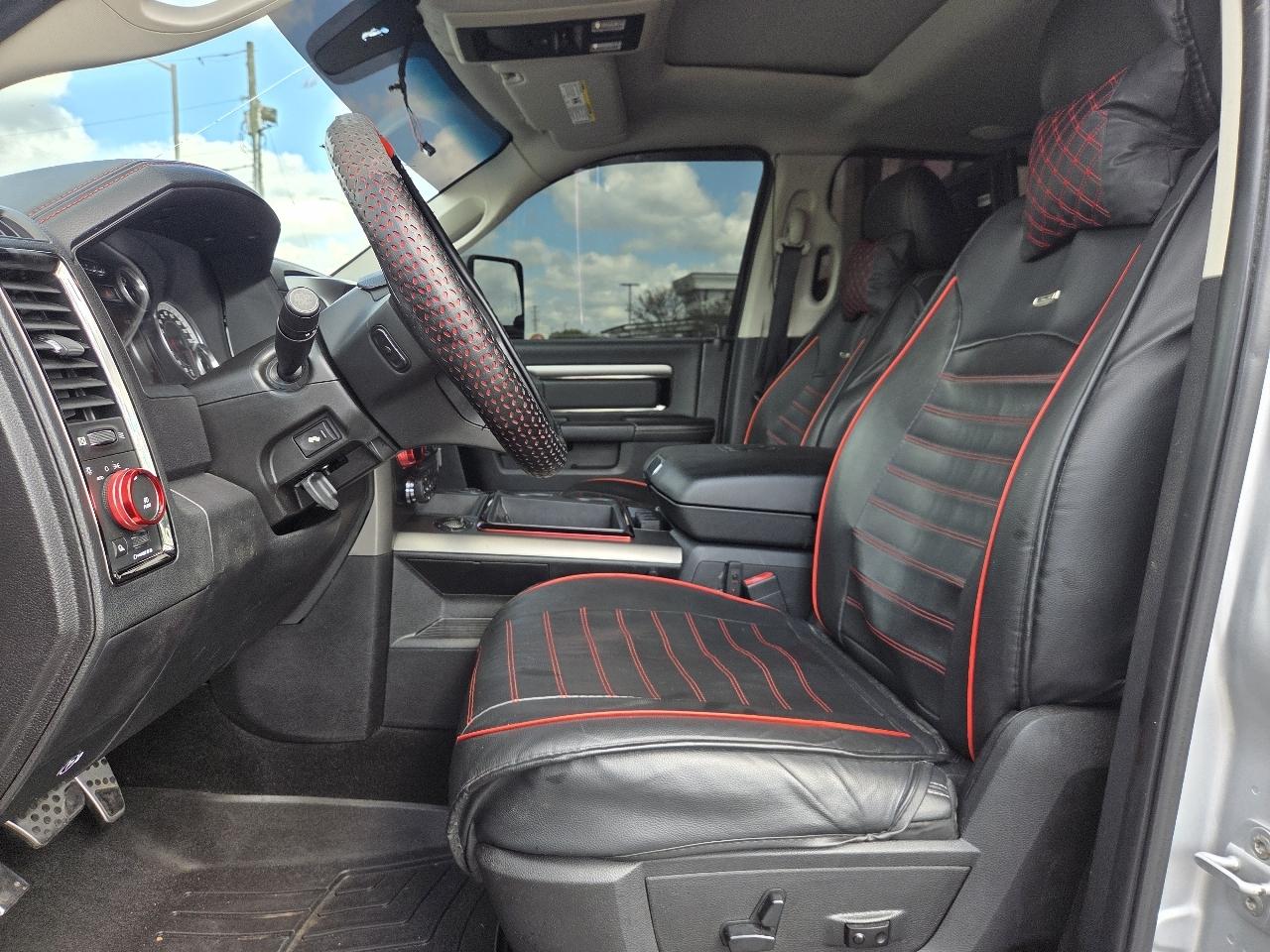 RAM 1500 2WD Crew Cab 140.5" Sport 2014
