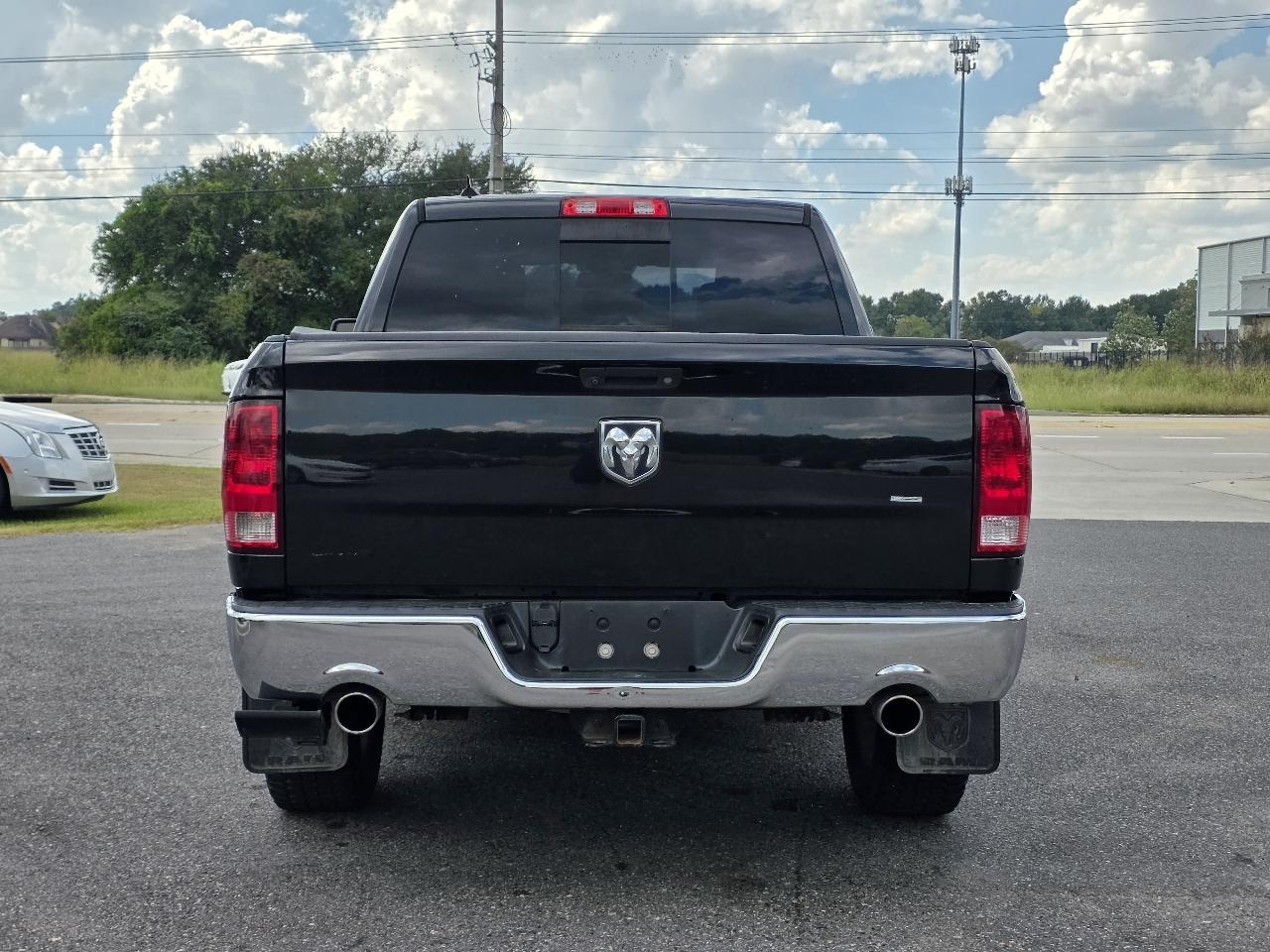RAM 1500 Harvest 4x2 Crew Cab 5'7" Box *Ltd Avail* 2018