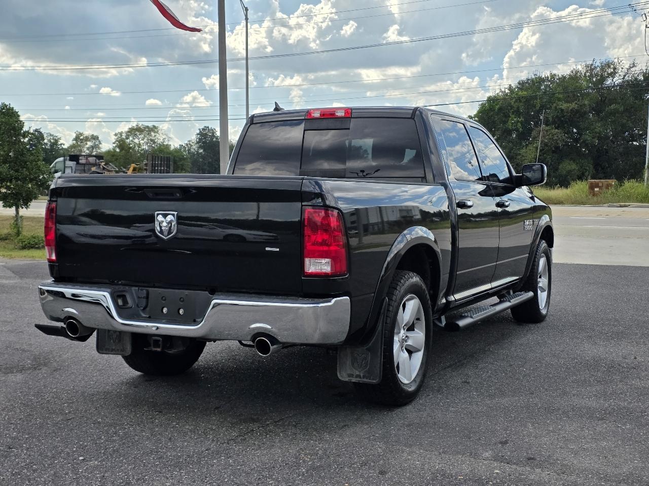 RAM 1500 Harvest 4x2 Crew Cab 5'7" Box *Ltd Avail* 2018