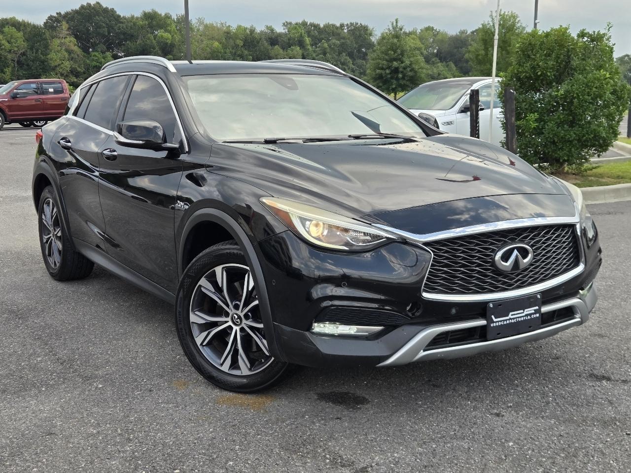 Infiniti QX30 Premium AWD 2017