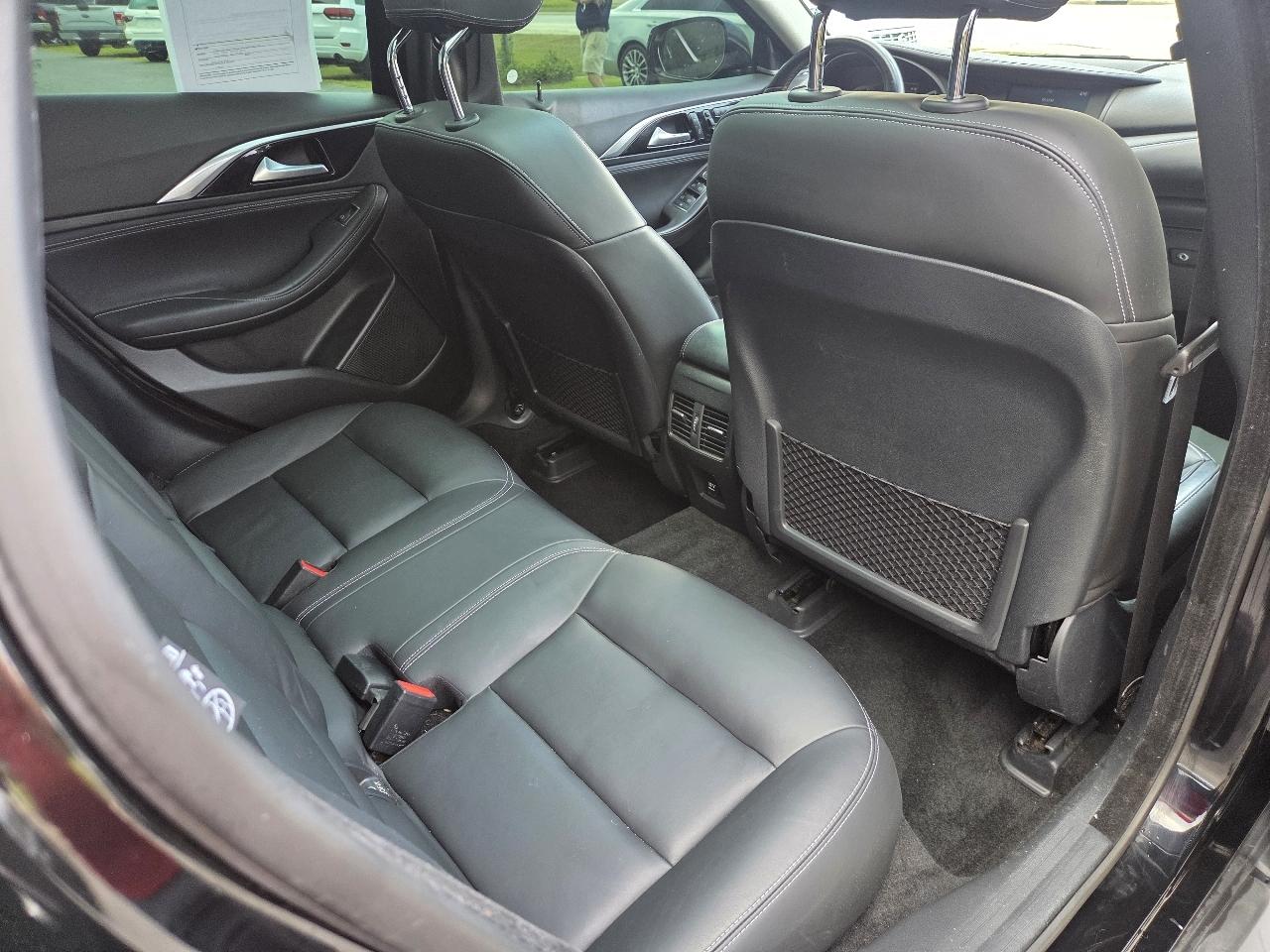 Infiniti QX30 Premium AWD 2017