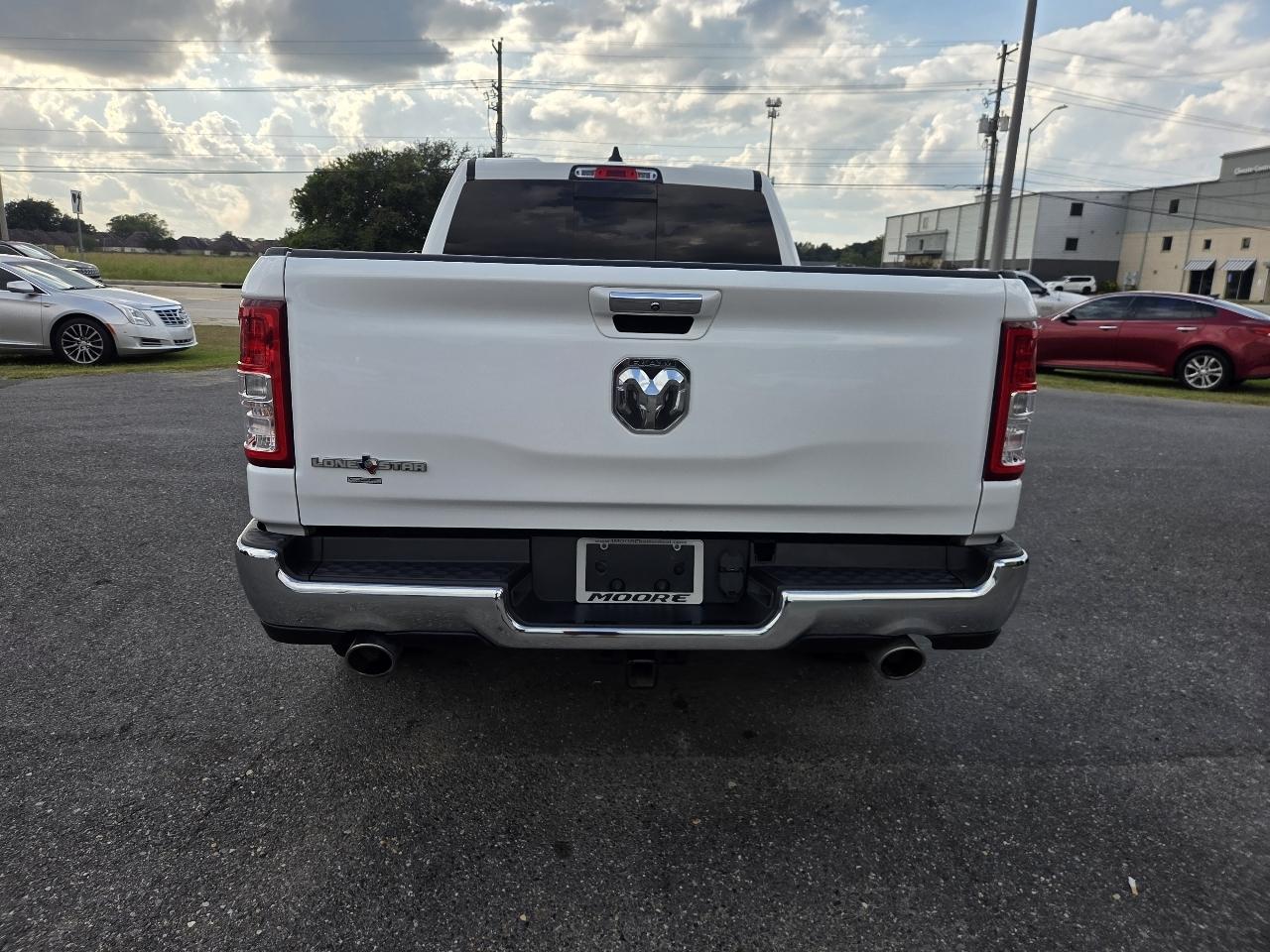 RAM 1500 Big Horn/Lone Star 4x2 Quad Cab 6'4" Box 2019