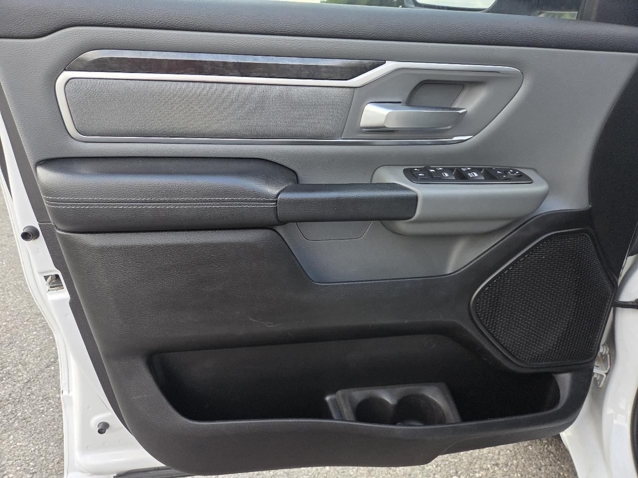 RAM 1500 Big Horn/Lone Star 4x2 Quad Cab 6'4" Box 2019