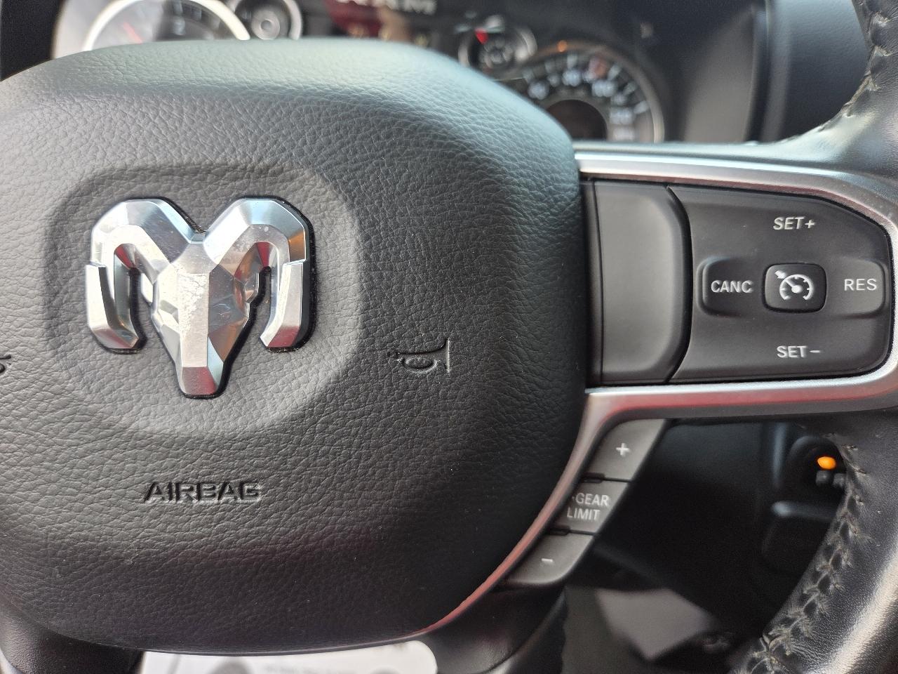 RAM 1500 Big Horn/Lone Star 4x2 Quad Cab 6'4" Box 2019